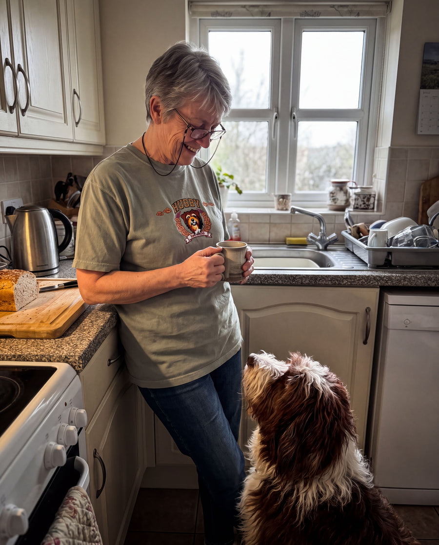 LOYALEN sweater with an embroidered pet portrait